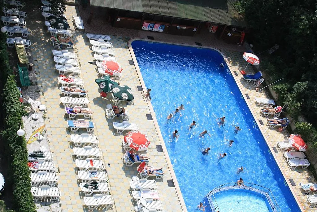 Hotel Varshava 골든샌드 2*,